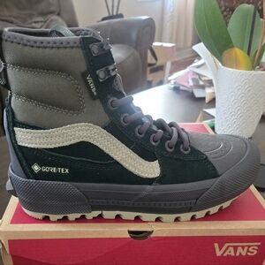 New Vans Gore-Tex High-Top Sneakers